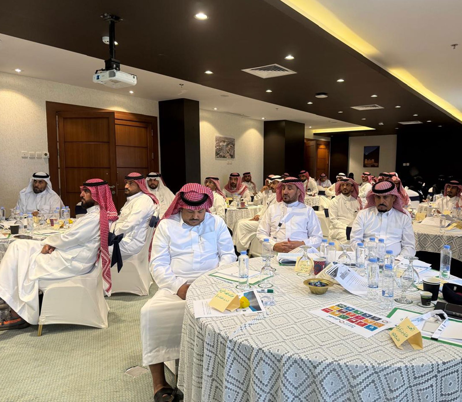 مؤسسة الأمير محمد بن فهد تطلق ورشة "التطوع المستدام.. رؤية سعودية" بالشراكة مع إمارة منطقة حائل وبالتعاون مع الاتحاد العربي للتطوع وبرنامج الأمم المتحدة للمتطوعين